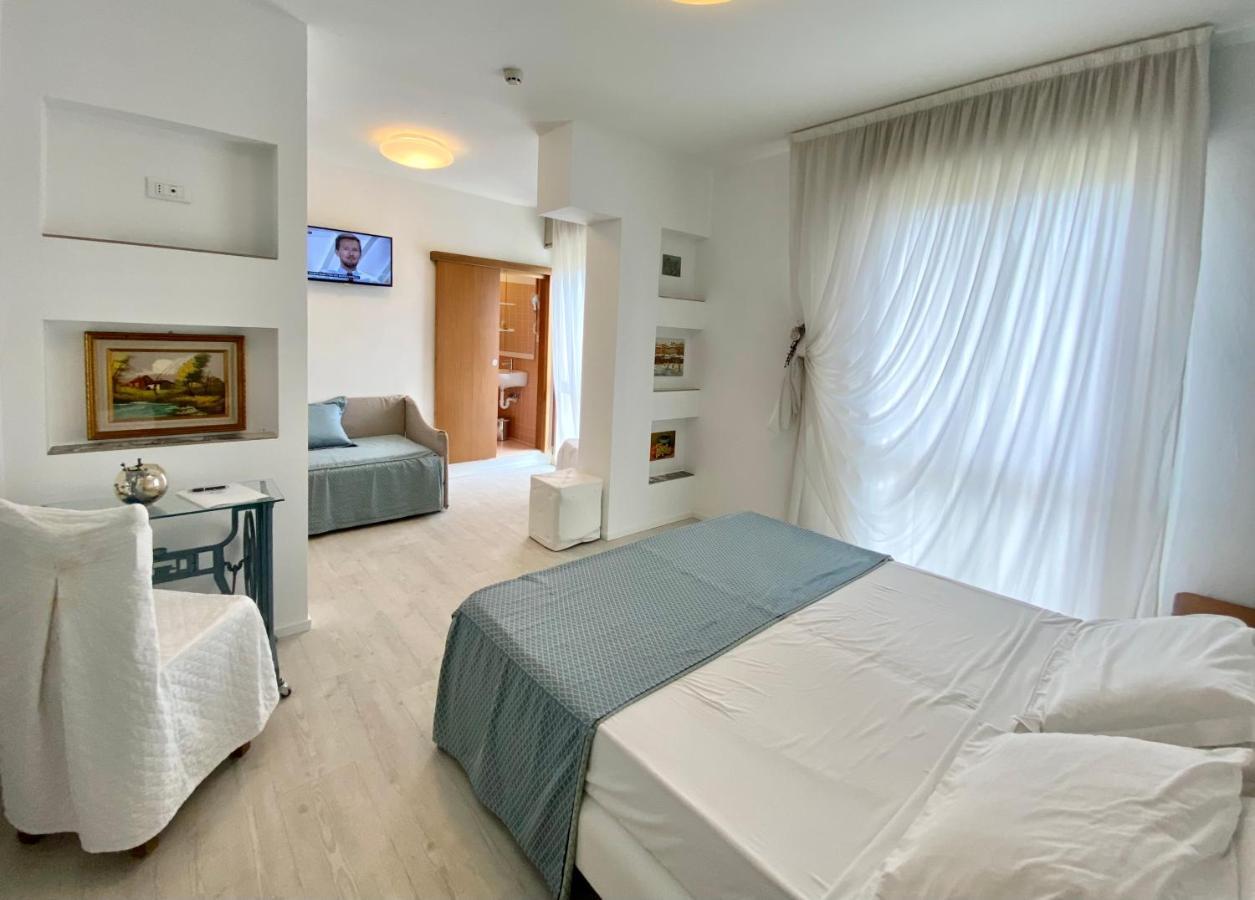 Hotel Cavallino Bianco Buitenkant foto