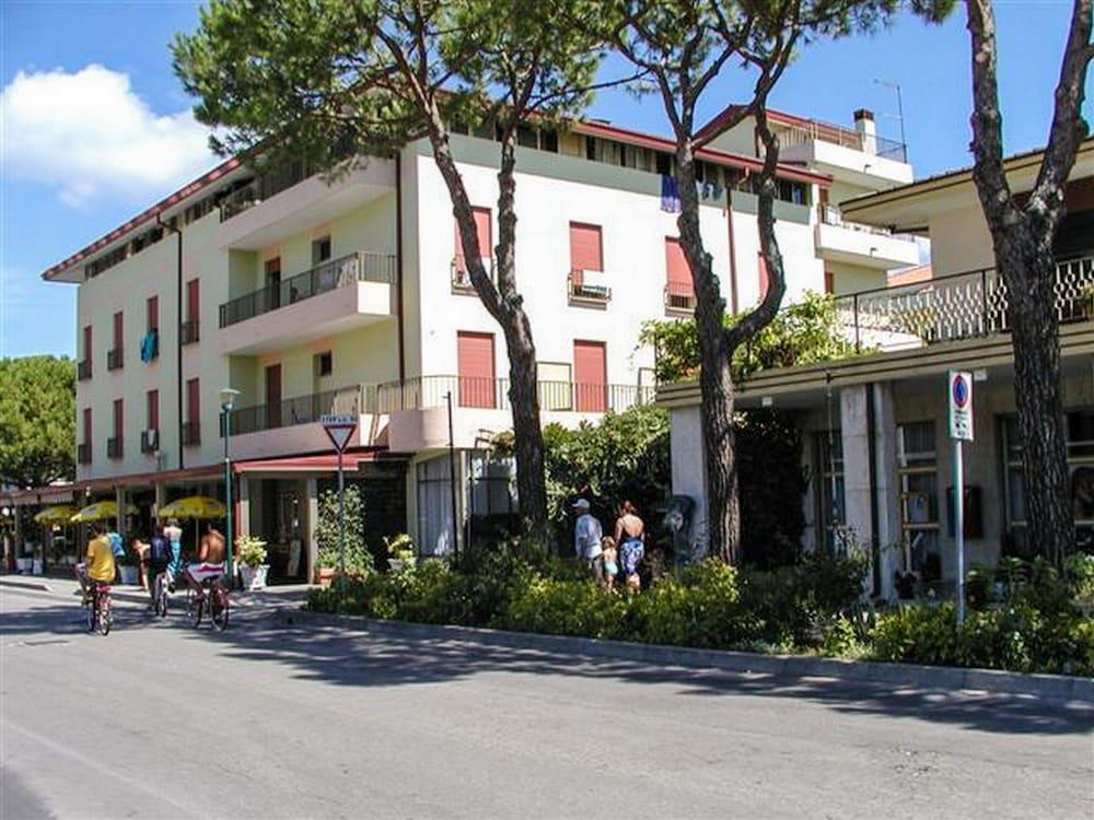 Hotel Cavallino Bianco Buitenkant foto